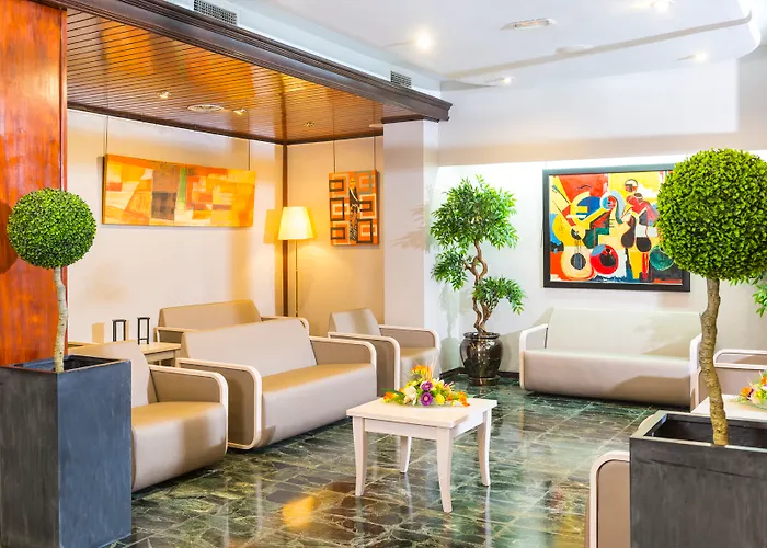 马索尔酒店 滨海略雷特